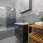 Apartmán Bright Przyokopowa In The Centre Of With Parking By Renters Varšava