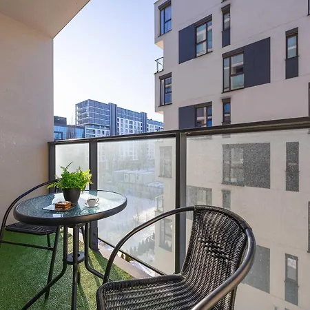 Bright Przyokopowa In The Centre Of With Parking By Renters