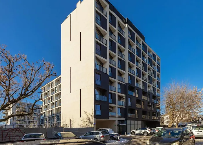 Apartment Bright Przyokopowa In The Centre Of With Parking By Renters Warsaw