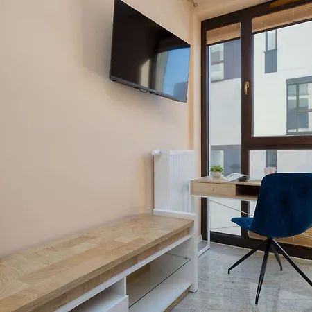 Apartman Bright Przyokopowa In The Centre Of With Parking By Renters Varsó